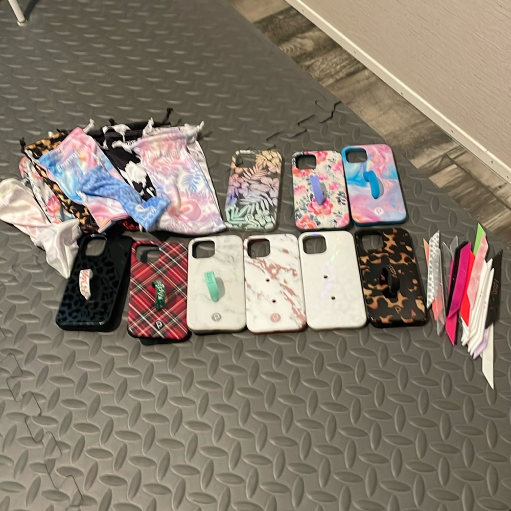 iPhone 12/12 Pro Loopy Cases and Loops